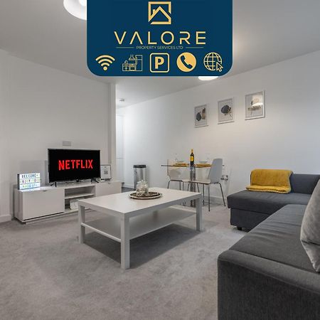 Modern 1 Bed In Central Mk, Free Parking, Smart Tv, Manhattan House By Valore Property Services Milton Keynes Exterior foto